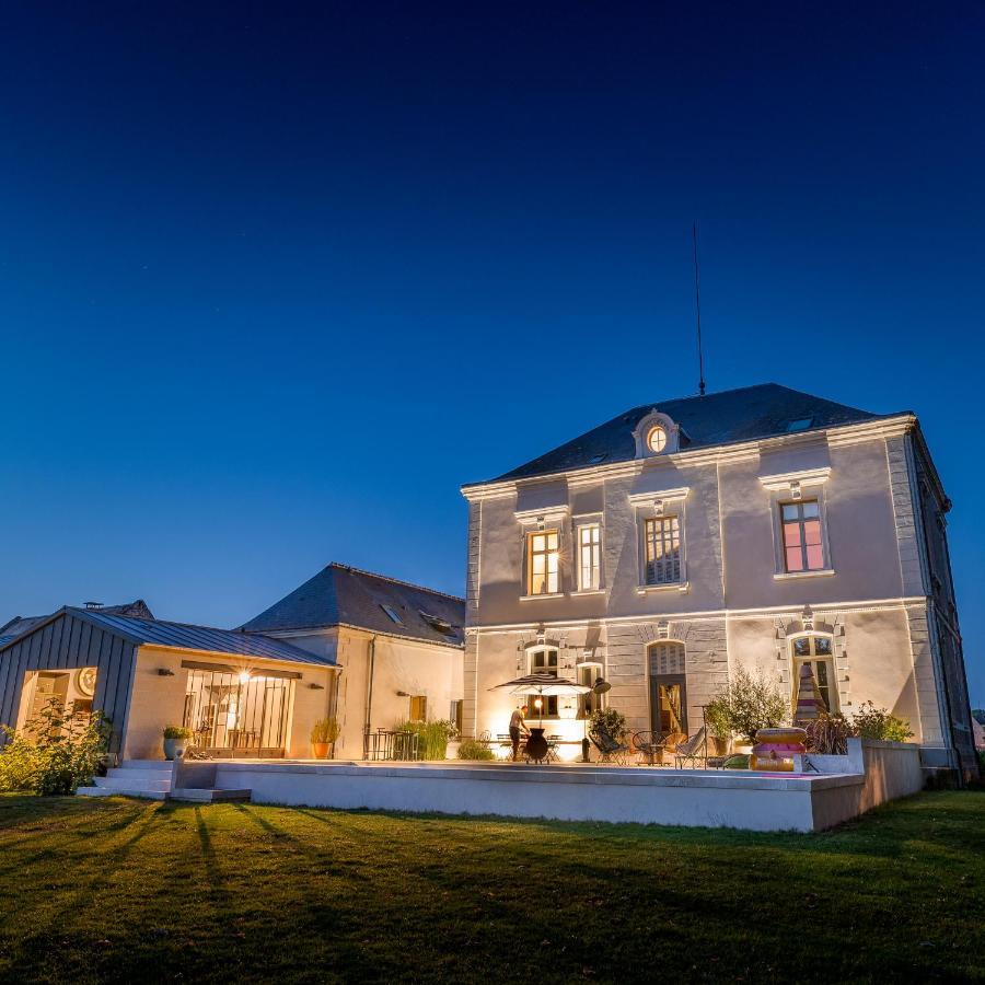 Appartement Du Chateau De La Caillerie Avoine Eksteriør bilde